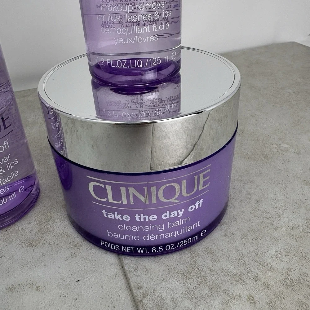 Clinique Take The Day Off Bundle / Balm 8.5 Jumbo / Makeup Remover 6.7 & 4.2 oz - Picture 2 of 7